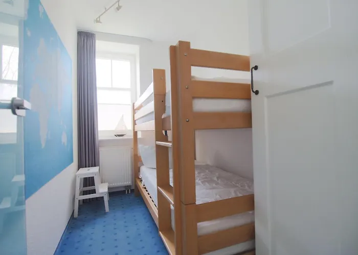 Apartment Barbarossa 4 *